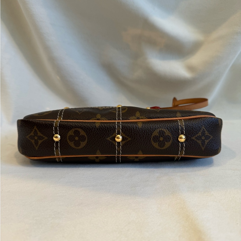Louis Vuitton Riveting Pochette Accessoire Monogram M40141 - Picture 8 of 15
